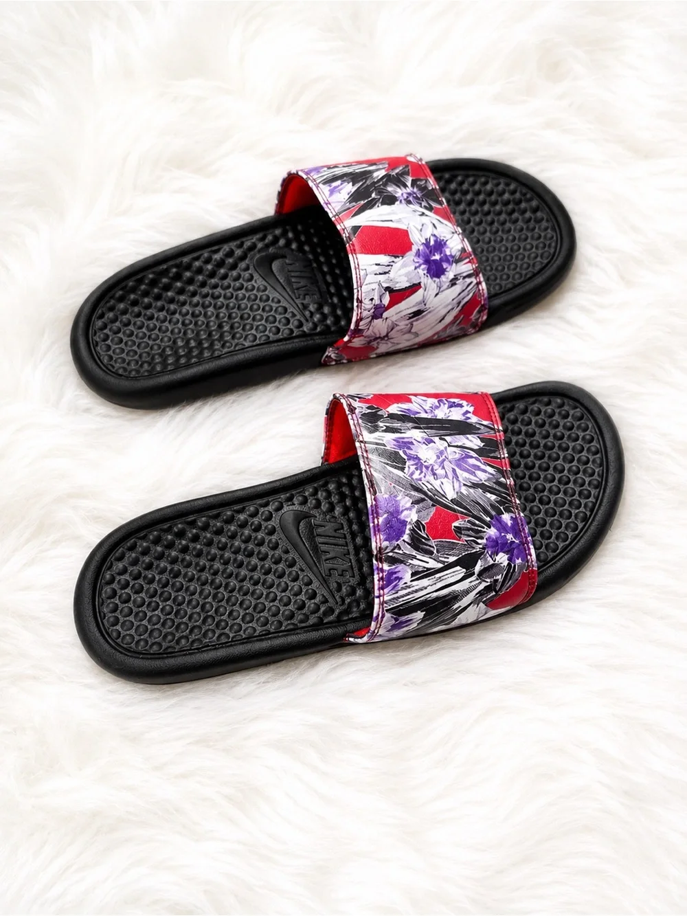 Nike Benassi JDI Floral Slides Women’s Size 6 Red Purple Black Comfort Sandals